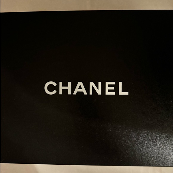 CHANEL beige espadrilles size EU 40 (US9) - Picture 6 of 8